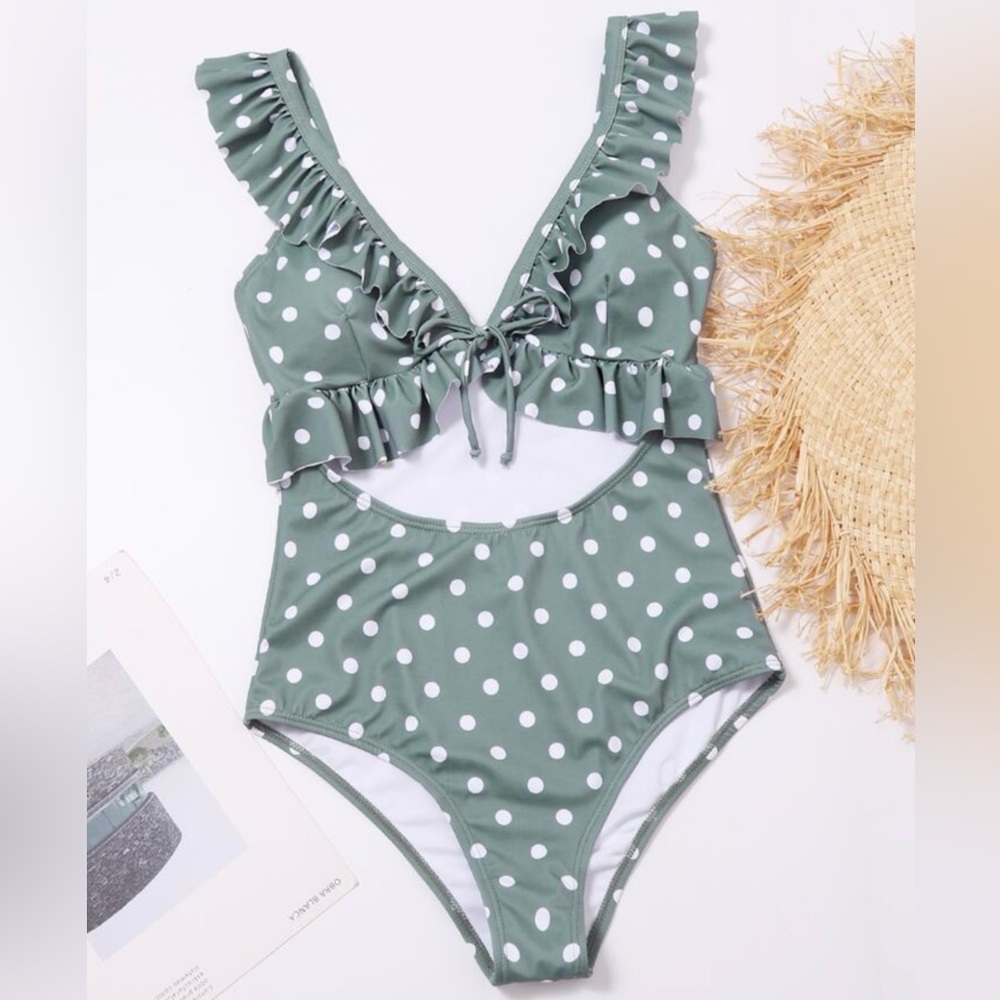 SHEIN Green & White Polka Dot One Piece Bathing Suit Swimsuit